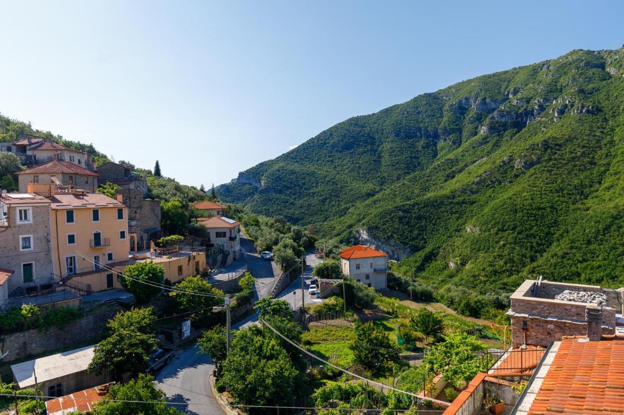 Arvé Castelbianco - B&B e Appartamento Colletta Exterior foto