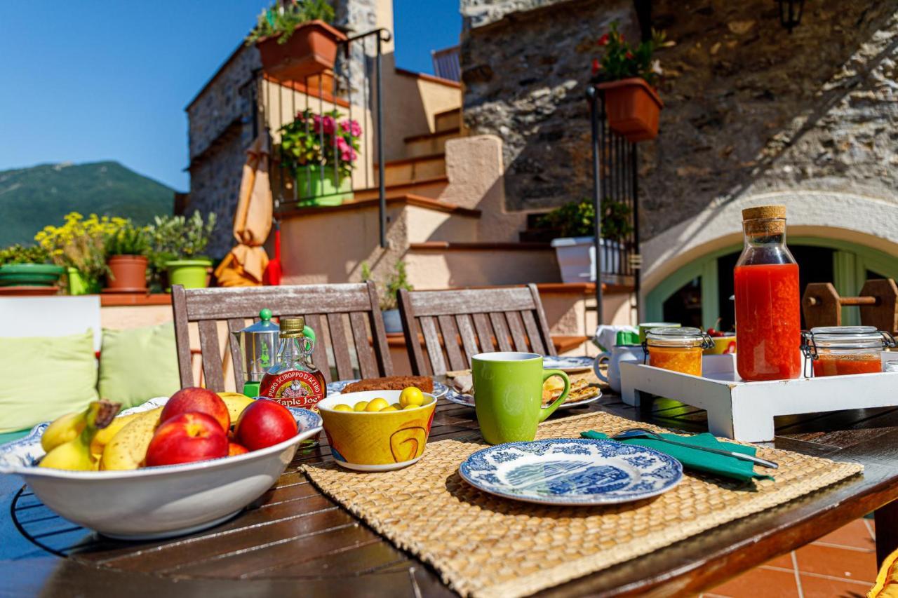 Arvé Castelbianco - B&B e Appartamento Colletta Exterior foto